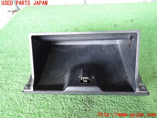 2UPJ-9237337516]パジェロ(V75W)グローブボックス1 中古_2