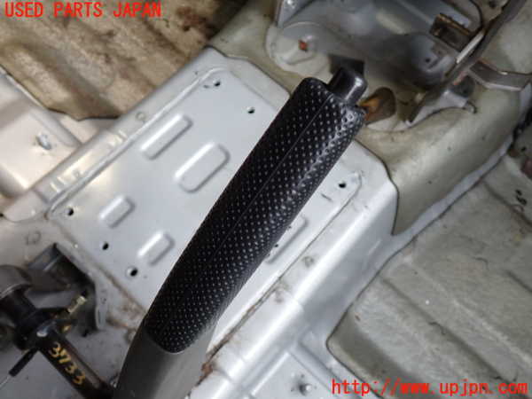 2UPJ-9237337550]パジェロ(V75W)サイドブレーキレバー 中古_2