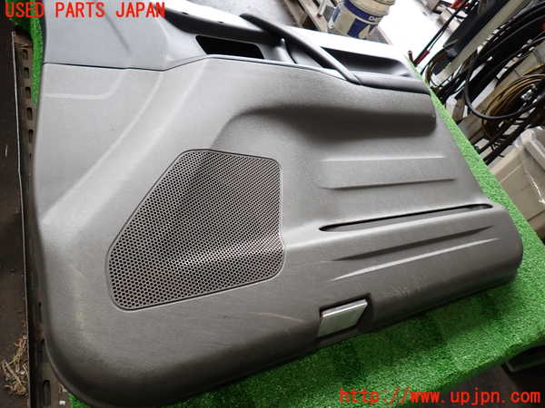 2UPJ-9237331234]パジェロ(V75W)右前ドア内張り 中古_2