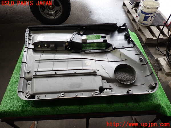 2UPJ-9237331234]パジェロ(V75W)右前ドア内張り 中古_5