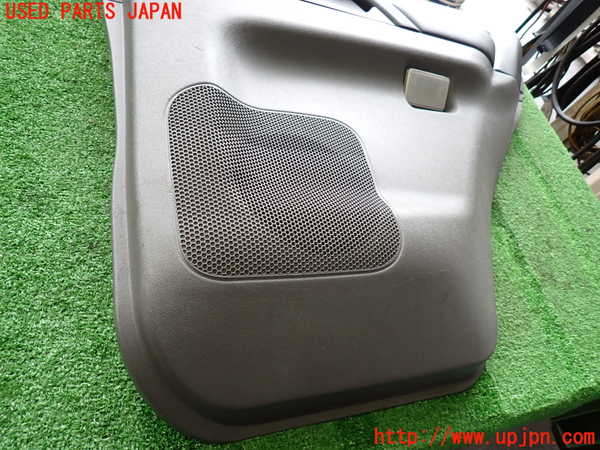 2UPJ-9237331294]パジェロ(V75W)右後ドア内張り 中古_2