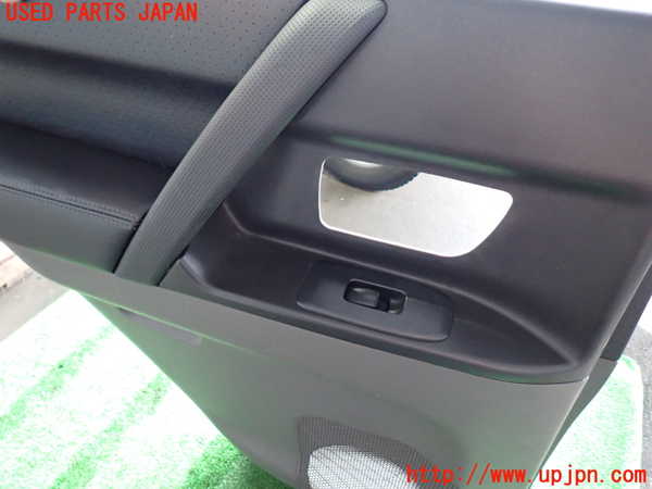 2UPJ-9237331324]パジェロ(V75W)左後ドア内張り 中古_4