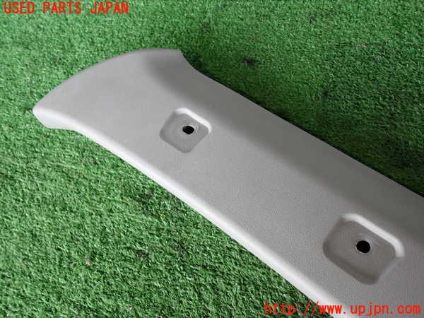 2UPJ-9237337660]パジェロ(V75W)左フロントピラートリム 中古_3