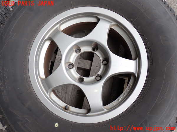 2UPJ-9237339030]パジェロ(V75W)社外 タイヤ　ホイール　4本セット 265/70R16 中古_2