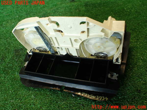 2UPJ-9237346066]VW ルポGTI(6EAVY)エアコンスイッチ1 中古_4