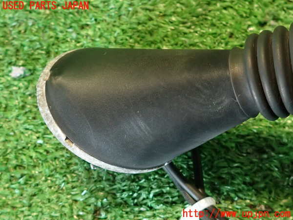 2UPJ-9237346550]VW ルポGTI(6EAVY)アンテナ 中古_3