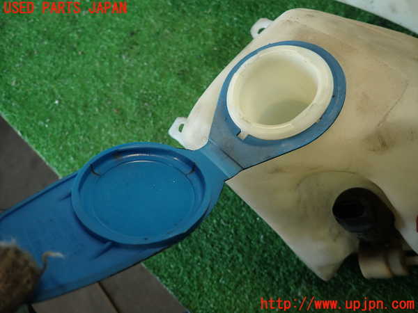 2UPJ-9237346791]VW ルポGTI(6EAVY)ウォッシャータンク1 中古_4