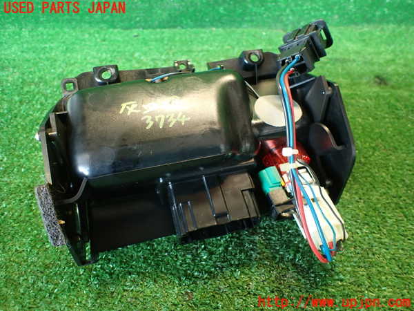 2UPJ-9237347821]VW ルポGTI(6EAVY)灰皿1 中古_4