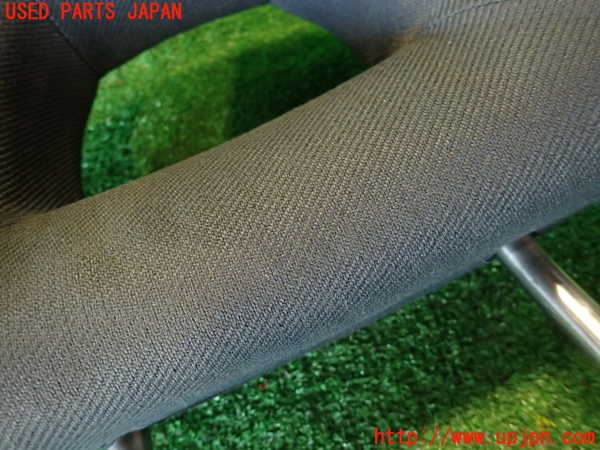 2UPJ-9237347150]VW ルポGTI(6EAVY)右2列目ヘッドレスト 中古_3