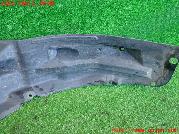 2UPJ-9237351090]コルト ラリーアート バージョンR(Z27AG)右前フェンダーライナー 中古_5