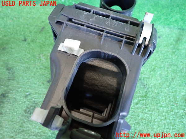 2UPJ-9237352560]コルト ラリーアート バージョンR(Z27AG)エアクリーナーボックス 中古_5
