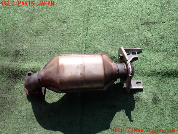 2UPJ-9237352661]コルト ラリーアート バージョンR(Z27AG)触媒1 中古_3