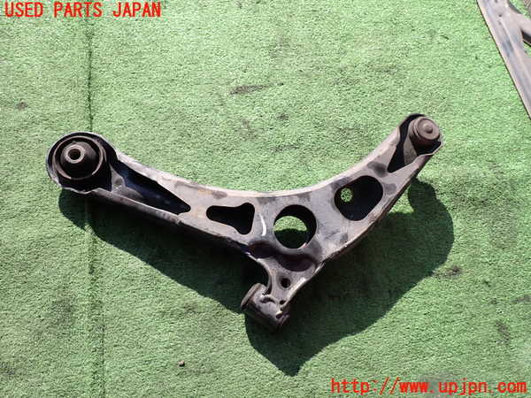 2UPJ-9237355176]コルト ラリーアート バージョンR(Z27AG)右フロントロアアーム1 中古_3