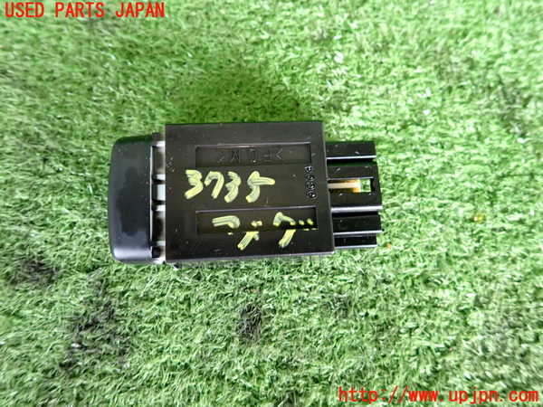 2UPJ-9237356295]コルト ラリーアート バージョンR(Z27AG)フォグスイッチ 中古_2