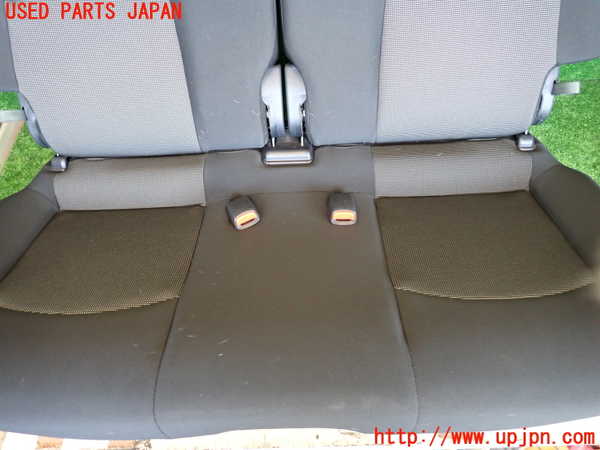 2UPJ-9237357385]コルト ラリーアート バージョンR(Z27AG)リアシート 中古_3