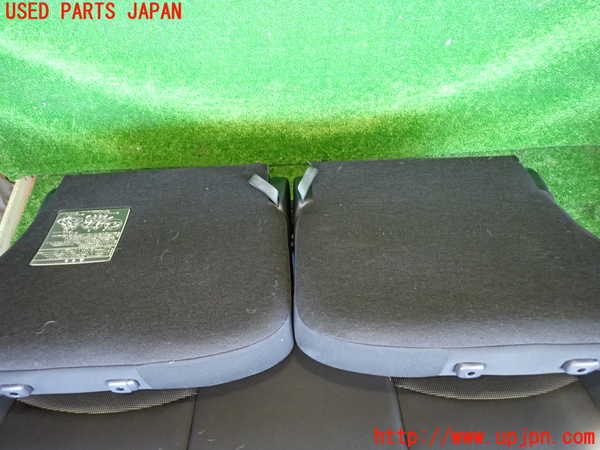 2UPJ-9237357385]コルト ラリーアート バージョンR(Z27AG)リアシート 中古_4