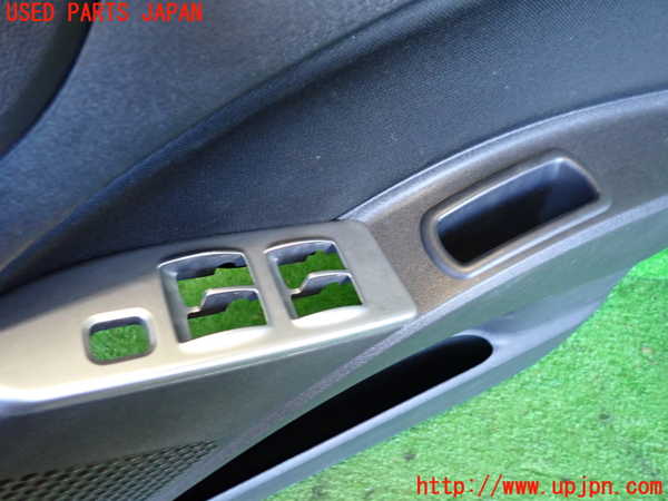 2UPJ-9237351234]コルト ラリーアート バージョンR(Z27AG)右前ドア内張り 中古_4