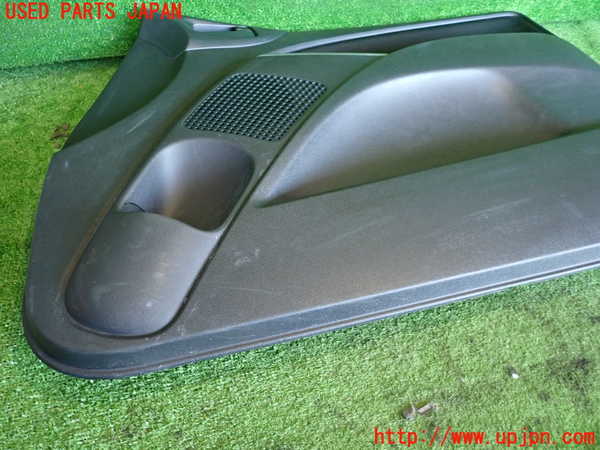 2UPJ-9237351234]コルト ラリーアート バージョンR(Z27AG)右前ドア内張り 中古_5