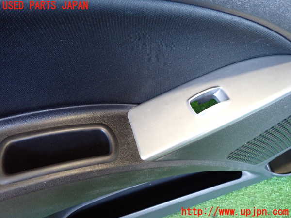 2UPJ-9237351264]コルト ラリーアート バージョンR(Z27AG)左前ドア内張り 中古_4