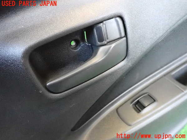 2UPJ-9237351294]コルト ラリーアート バージョンR(Z27AG)右後ドア内張り 中古_3