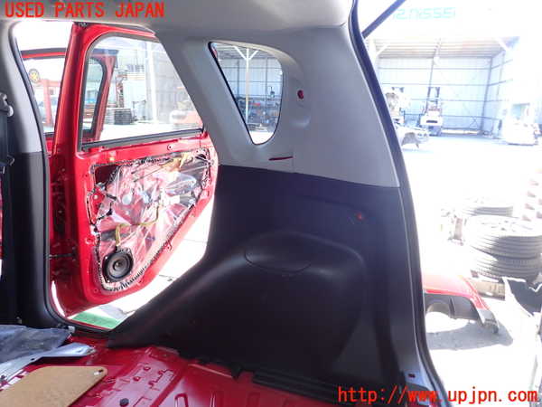 2UPJ-9237357675]コルト ラリーアート バージョンR(Z27AG)右リアピラートリム 中古_2