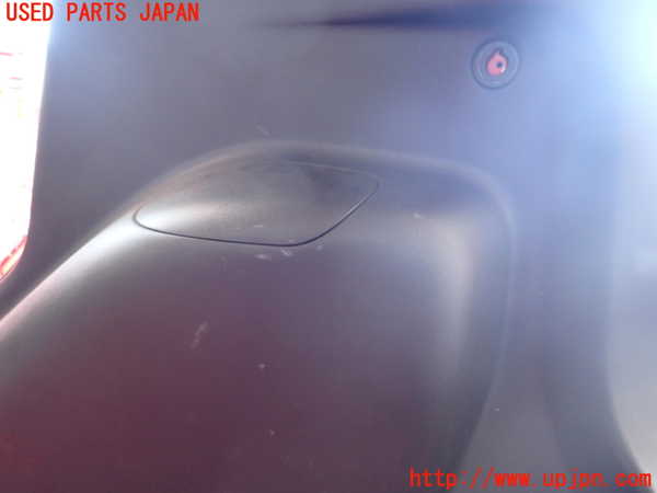 2UPJ-9237357675]コルト ラリーアート バージョンR(Z27AG)右リアピラートリム 中古_5