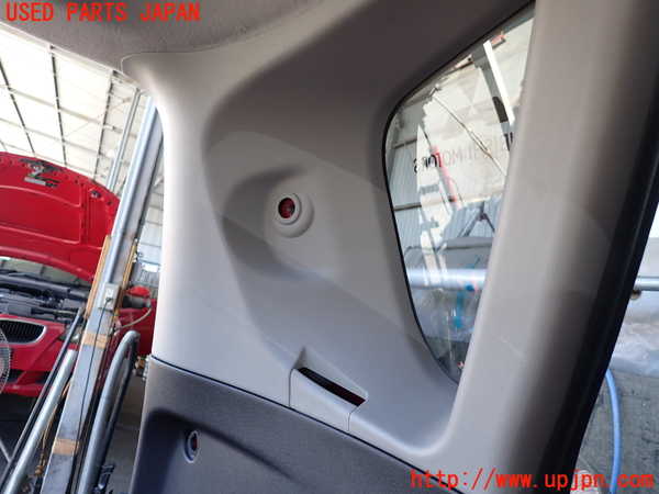 2UPJ-9237357680]コルト ラリーアート バージョンR(Z27AG)左リアピラートリム 中古_3