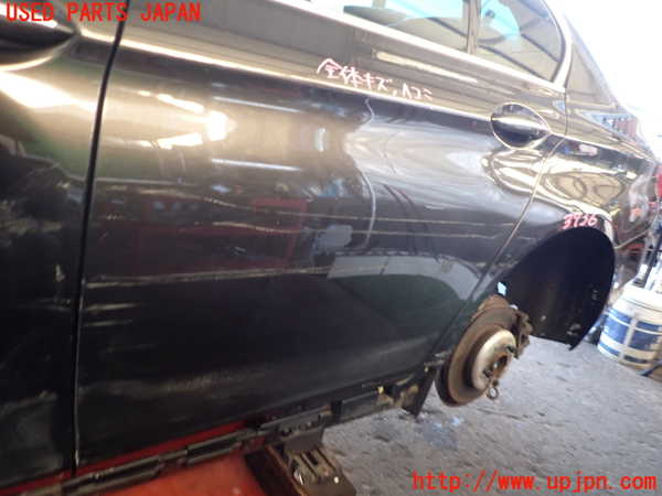 2UPJ-9237361320]BMW 523i F10(XG20)左後ドア 中古 AGC M25 43R-00049_2