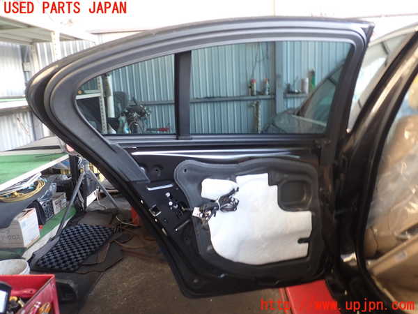 2UPJ-9237361320]BMW 523i F10(XG20)左後ドア 中古 AGC M25 43R-00049_4