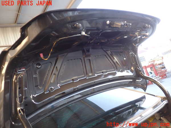2UPJ-9237361500]BMW 523i F10(XG20)トランク 中古_3