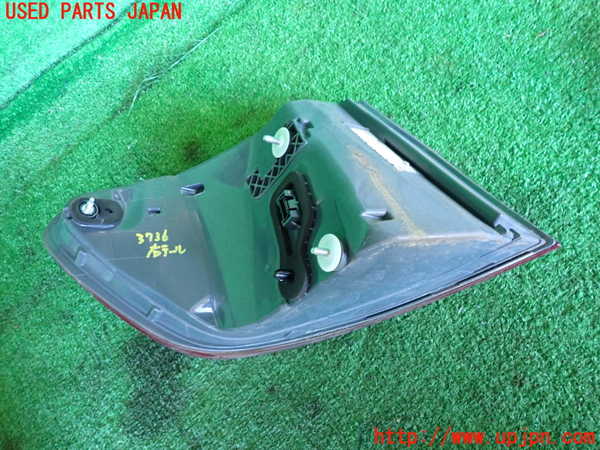 2UPJ-9237361530]BMW 523i F10(XG20)右テールランプ 中古_2