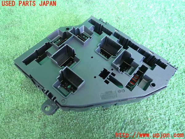 2UPJ-9237366742]BMW 523i F10(XG20)ヒューズボックス2(室内運転席側) 中古_2