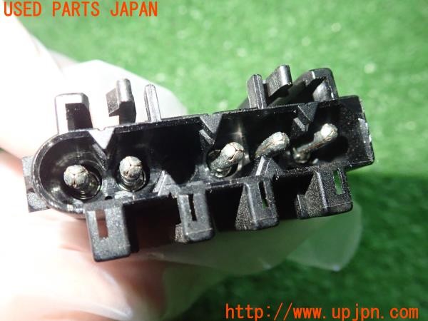 3UPJ=9237370579]BMW 523i ツーリング(MT25 F11)純正 リア電動 ローラーブラインドモーター サンシェードモーター 中古_3