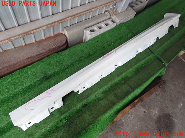 2UPJ-9237371392]BMW 523i ツーリング(MT25)(F11)左サイドステップ 中古_2