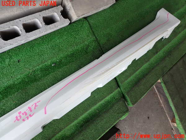 2UPJ-9237371392]BMW 523i ツーリング(MT25)(F11)左サイドステップ 中古_3