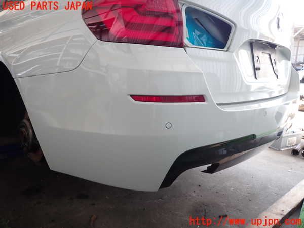 2UPJ-9237371610]BMW 523i ツーリング(MT25)(F11)リアバンパー 中古_3