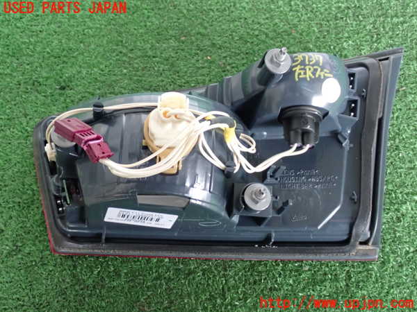 2UPJ-9237371552]BMW 523i ツーリング(MT25)(F11)左リアフィニッシャー 中古_2