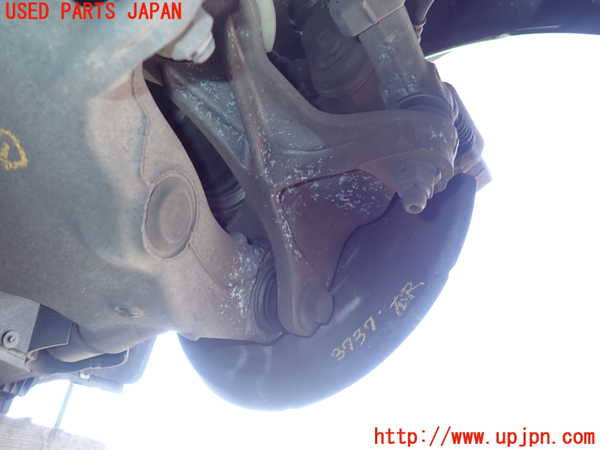 2UPJ-9237374300]BMW 523i ツーリング(MT25)(F11)右リアナックルハブ 中古_2