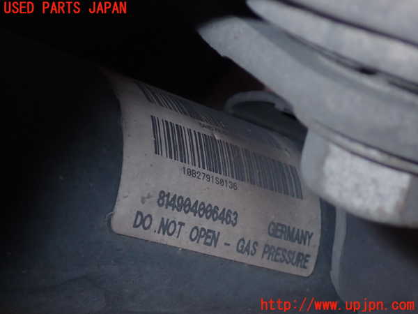 2UPJ-9237375070]BMW 523i ツーリング(MT25)(F11)右リアショックアブソーバー 中古_2