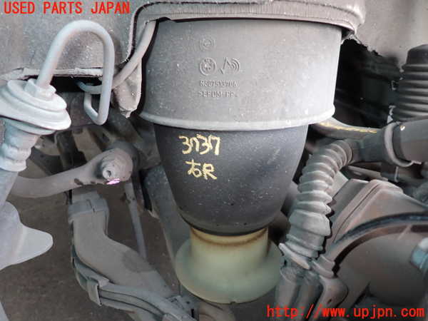 2UPJ-9237375100]BMW 523i ツーリング(MT25)(F11)右リアスプリング 中古_1