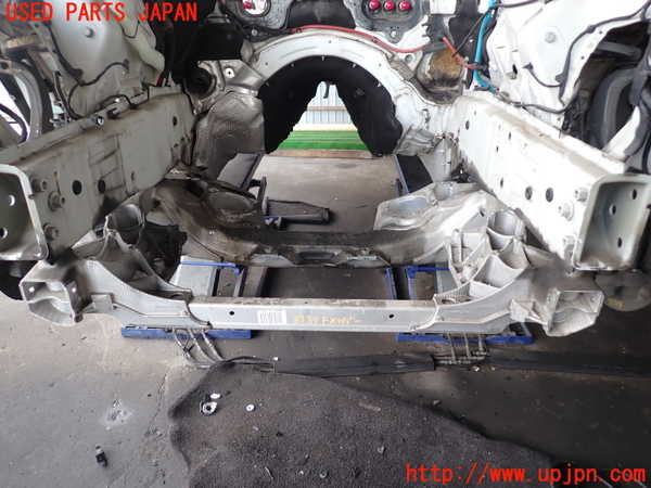 2UPJ-9237375285]BMW 523i ツーリング(MT25)(F11)フロントメンバー 中古_1