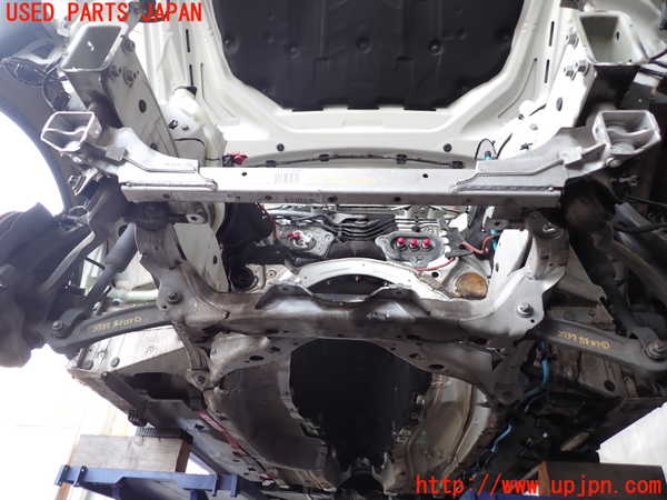 2UPJ-9237375285]BMW 523i ツーリング(MT25)(F11)フロントメンバー 中古_2