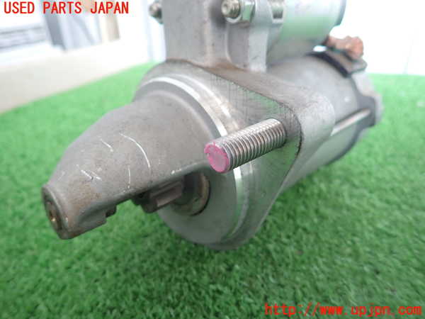 2UPJ-9237376010]BMW 523i ツーリング(MT25)(F11)セルモーター 中古_5