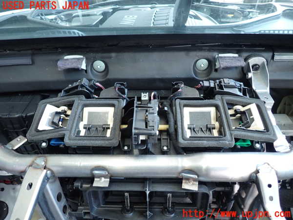 2UPJ-9237376081]BMW 523i ツーリング(MT25)(F11)エバポレーター1 中古_3