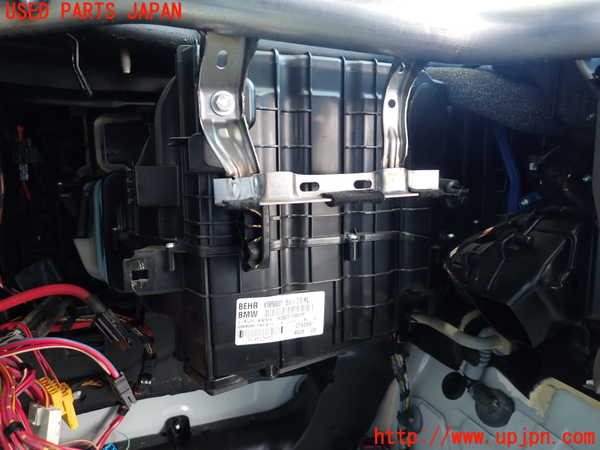 2UPJ-9237376081]BMW 523i ツーリング(MT25)(F11)エバポレーター1 中古_4