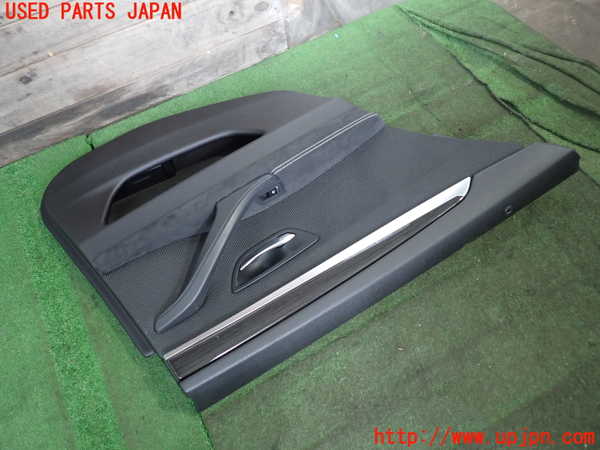 2UPJ-9237371324]BMW 523i ツーリング(MT25)(F11)左後ドア内張り 中古_3