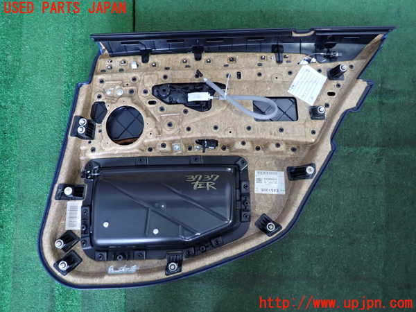 2UPJ-9237371324]BMW 523i ツーリング(MT25)(F11)左後ドア内張り 中古_4