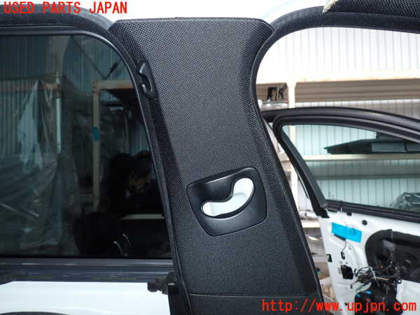 2UPJ-9237377670]BMW 523i ツーリング(MT25)(F11)左センターピラートリム 中古_2