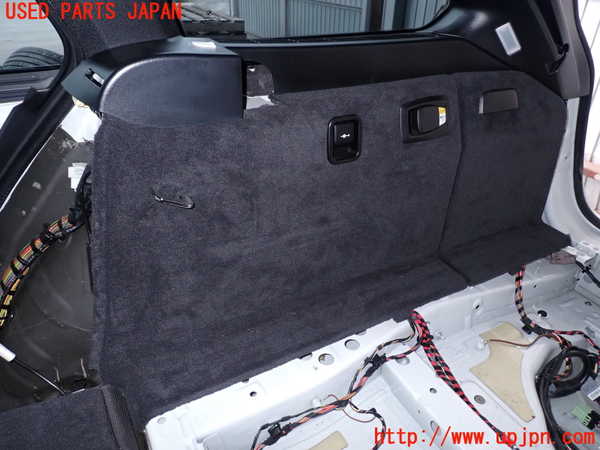 2UPJ-9237377675]BMW 523i ツーリング(MT25)(F11)右リアピラートリム 中古_4