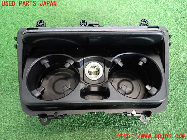 2UPJ-9237377810]BMW 523i ツーリング(MT25)(F11)ドリンクホルダー 中古_2